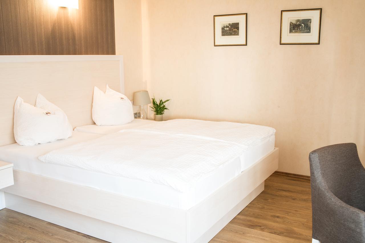 Weddeler Hof Hotel Cremlingen Ngoại thất bức ảnh